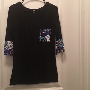 3/4 sleeve shirt
